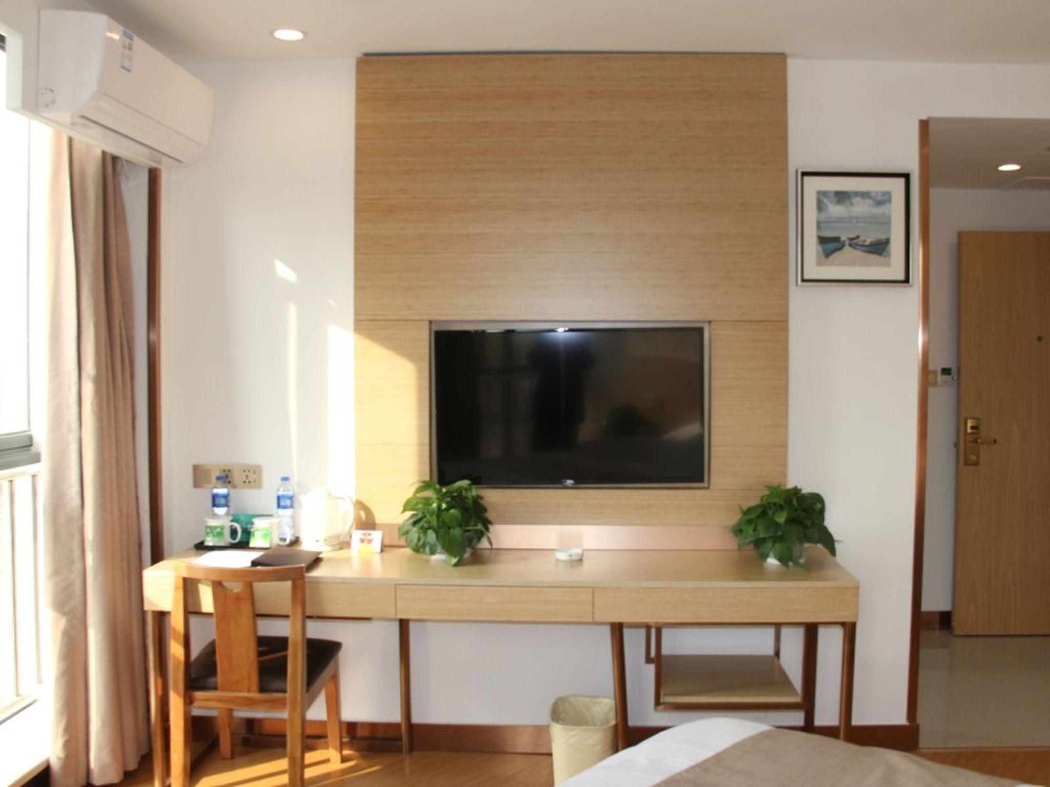 Greentree Inn Shanghai Minhang District Beiqiao Subway Station Express Hotel Extérieur photo