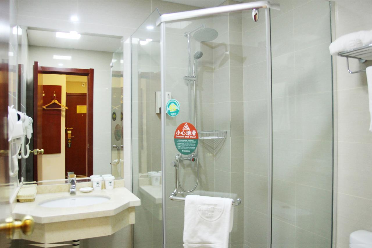 Greentree Inn Shanghai Minhang District Beiqiao Subway Station Express Hotel Extérieur photo