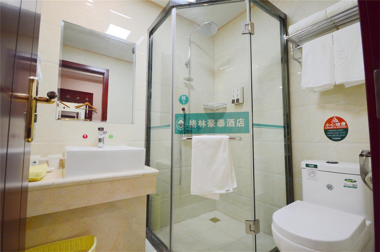 Greentree Inn Shanghai Minhang District Beiqiao Subway Station Express Hotel Extérieur photo